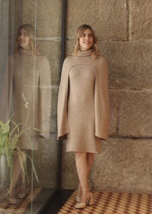 VESTIDO CAPA CASTANHO COM BRILHO