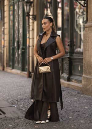 VESTIDO C/COLETE ECOPELE