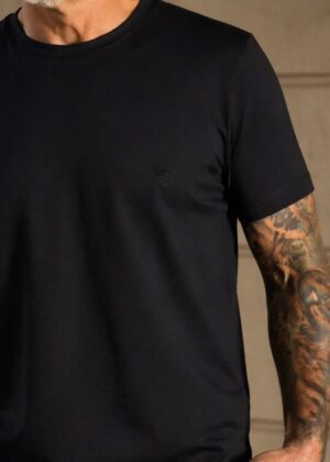 T SHIRT PRETA HOMEM
