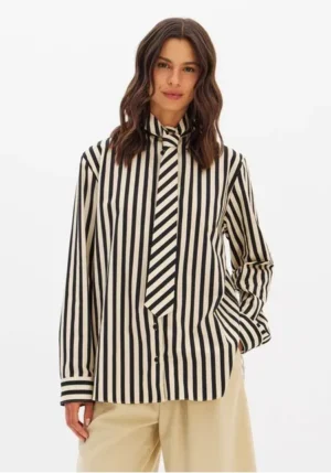 CAMISA ÁS RISCAS LANÇA PERFUME